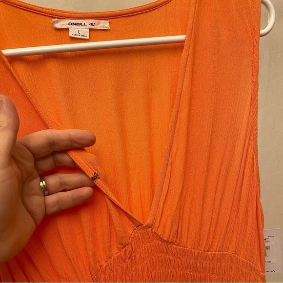 O’Neill NWT Dallas Dress Peach Orange Smocked Beachy Sleeveless Size Large - Picture 6 of 10